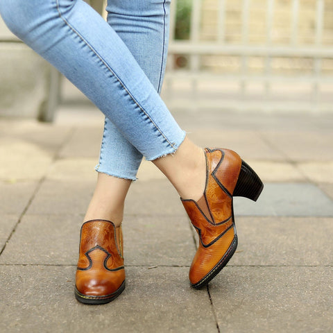 Retro Leather Embossed Handmade Pumps
