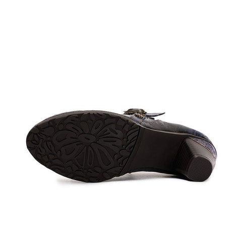 Retro Floral Embossed Round Toe Pumps
